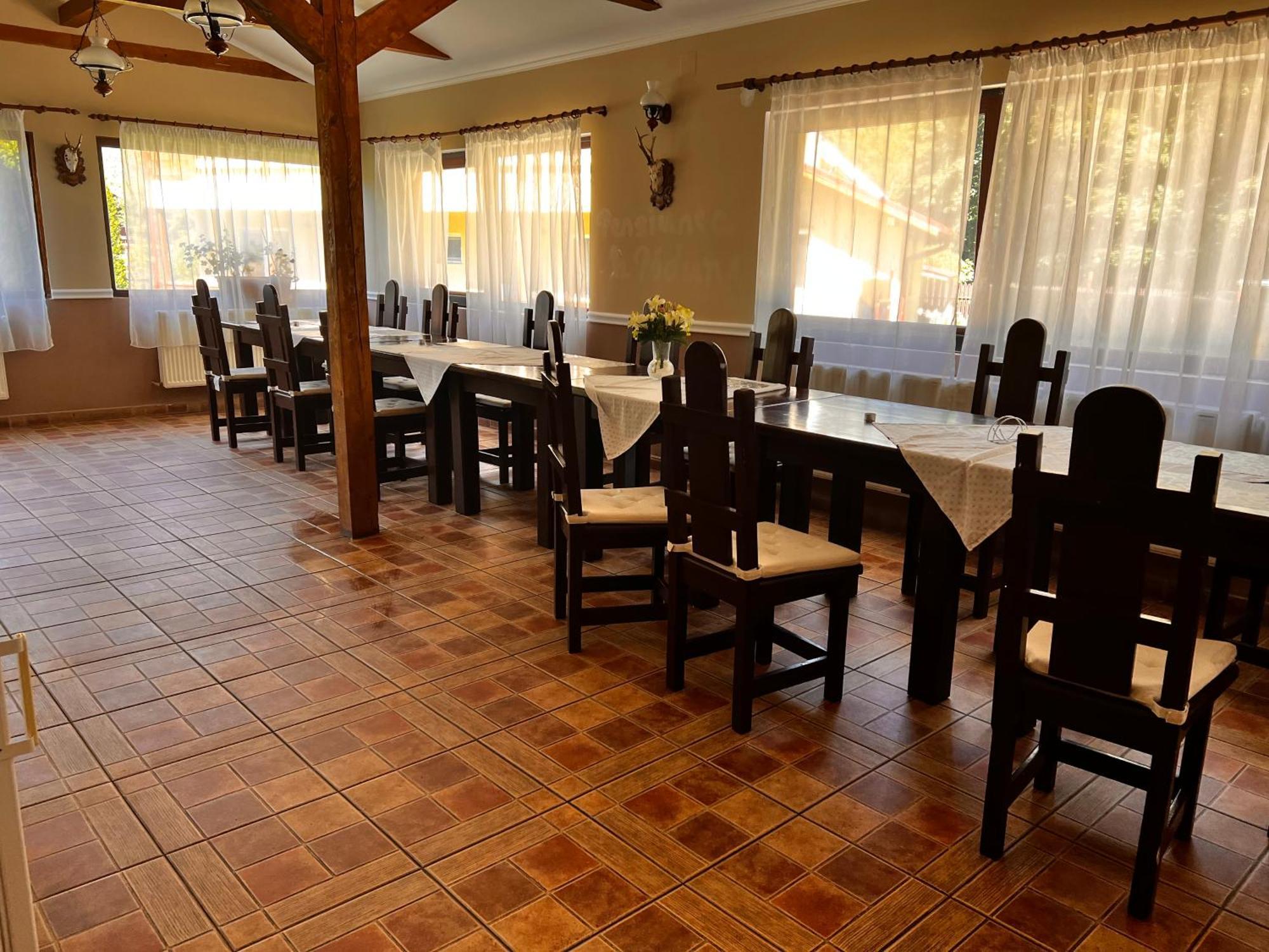 Pensiunea La Padure Cheia, Prahova Hotel Maneciu Luaran gambar